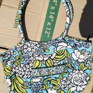 Vera Bradley retired imperial toile